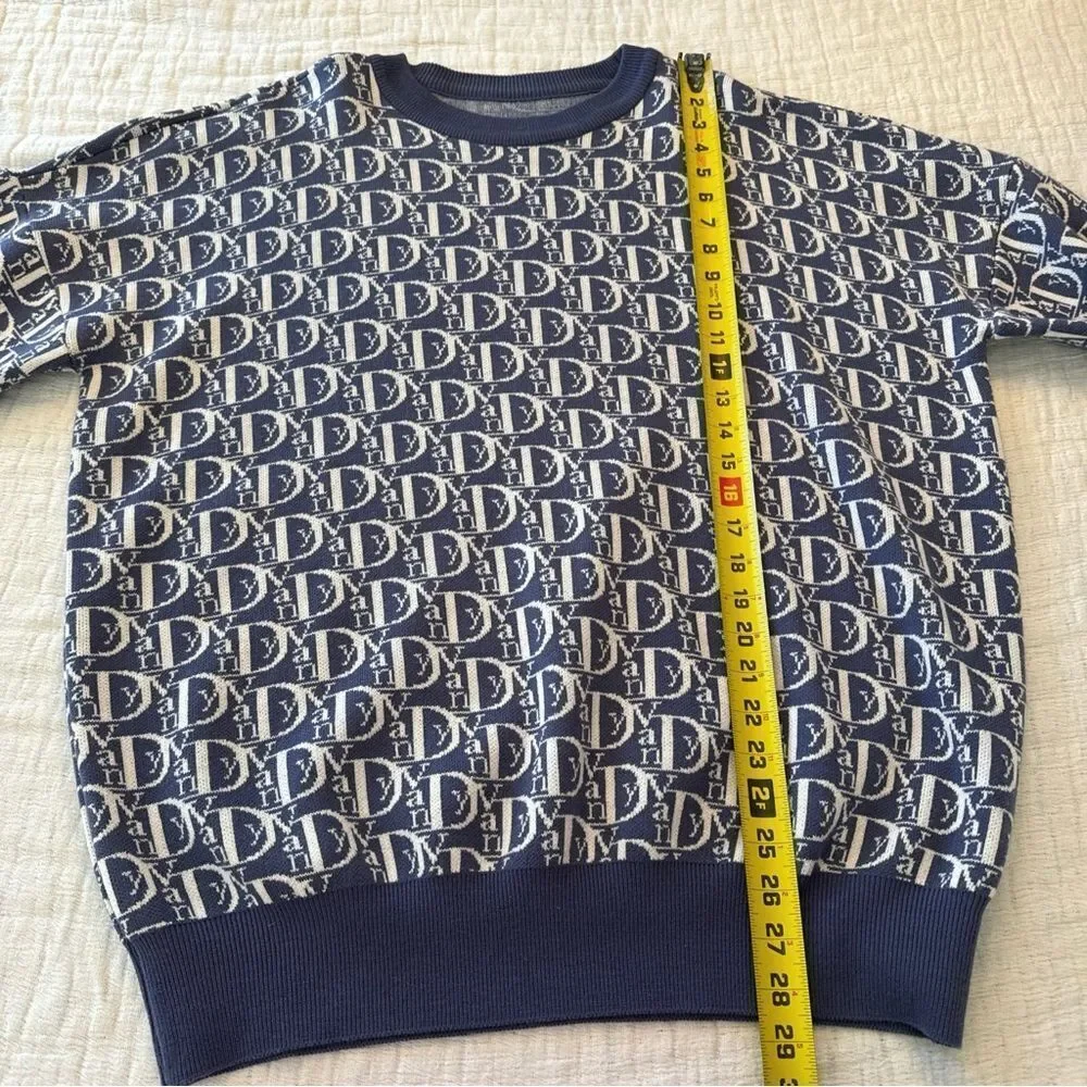 Vandy The Pink AOP Blue Sweater Mens Large